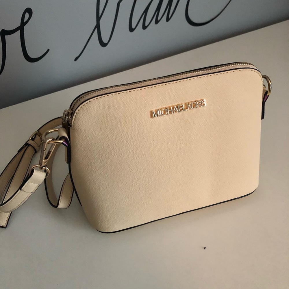 Michael Kors Crossbody